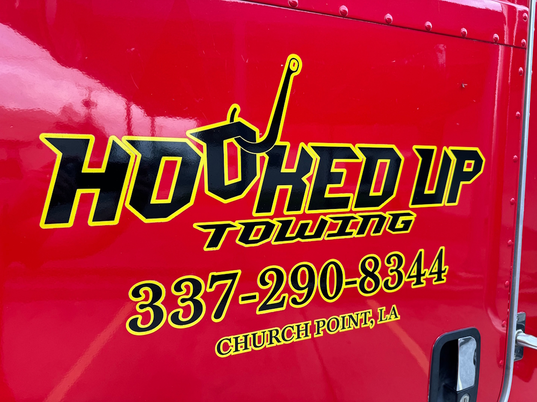 Hooked Up Towing logo